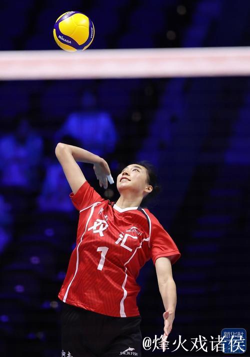 朱婷率河南女排3-0北京女排 全运会小组赛五连胜 朱婷率河南女排3-0北京女排 全运会小组赛五连胜